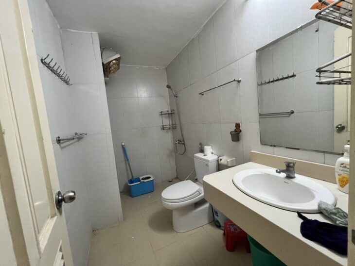 Bán nhà Đại Từ giá 4.9 tỷ, diện tích 42, C4, mặt tiền 3m
