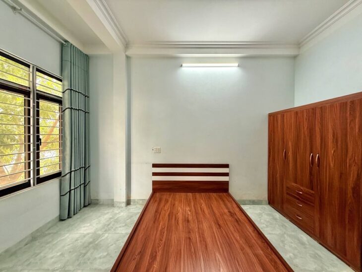 Bán nhà Khu C DV Yên Nghĩa giá 14.6 tỷ, diện tích 50m2, 4 tầng, mặt tiền 4m
