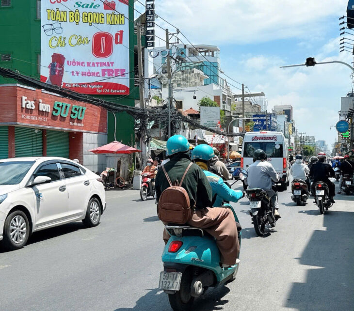 Cần bán nhà 4 lầu đẹp có T.máy HXH ngang 4m 105m2 3/2 Q10 gần chợ 16 tỷ hơn.