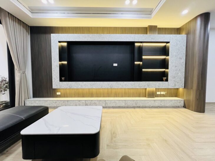 Bán nhà Hoàng Mai giá 11.5 tỷ, diện tích 45m2, 6 tầng, mặt tiền 4m