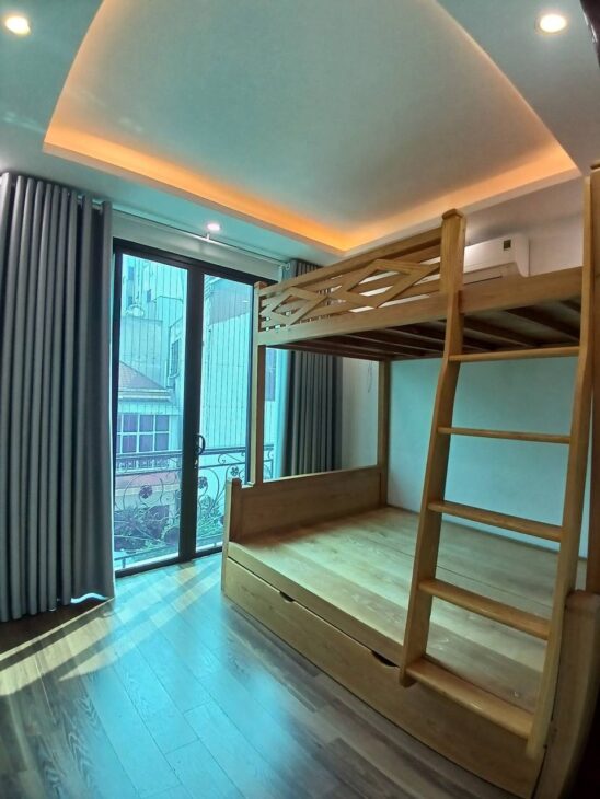 án nhà Thanh Bình giá 7.8 tỷ, diện tích 38m2, 4 tầng, mặt tiền 4m