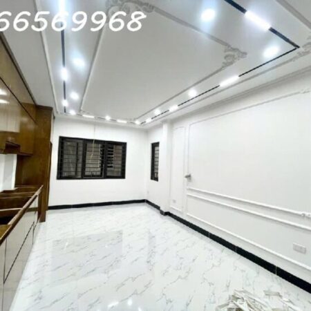 LÔ GÓC 30/34M x 6T THANG MÁY, Ở NGAY, HOÀNG QUỐC VIỆT, CẦU GIẤY, CHỈ 7.95 TỶ