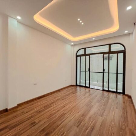 Bán nhà Trương Định giá 9.3 tỷ, 60m2, 4 tầng, mặt tiền 4m