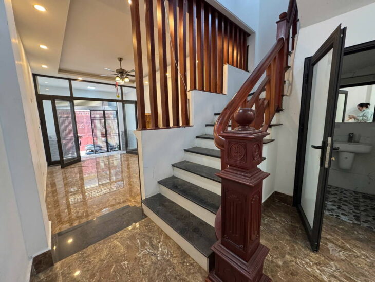 NGỌC THỤY NHÀ DÂN XÂY – 4 TẦNG KIÊN CỐ – Ô TÔ ĐỖ CỬA. 52 M2, 4 TẦNG, MẶT TIỀN 4M,8.55 TỶ, LONG