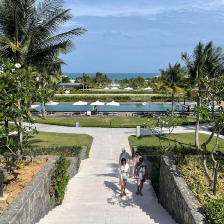 Bất động sản nghỉ dưỡng – Villa Hướng Biển Bãi Dài Cam Ranh