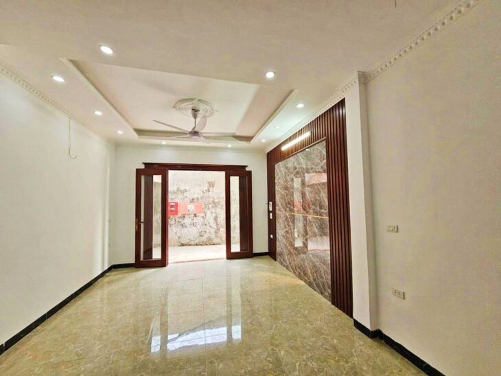 NHÀ ĐẸP THƯỢNG THANH-10M RA Ô TÔ TRÁNH-32M-NHỈNH 5TY