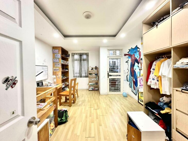 NGUYÊN HỒNG Q.GÒ VẤP – HẺM 4M – ( 4.3 x 17 ) 5 TẦNG – 74M² 9.8 TỶ