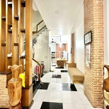NGUYÊN HỒNG Q.GÒ VẤP – HẺM 4M – ( 4.3 x 17 ) 5 TẦNG – 74M² 9.8 TỶ