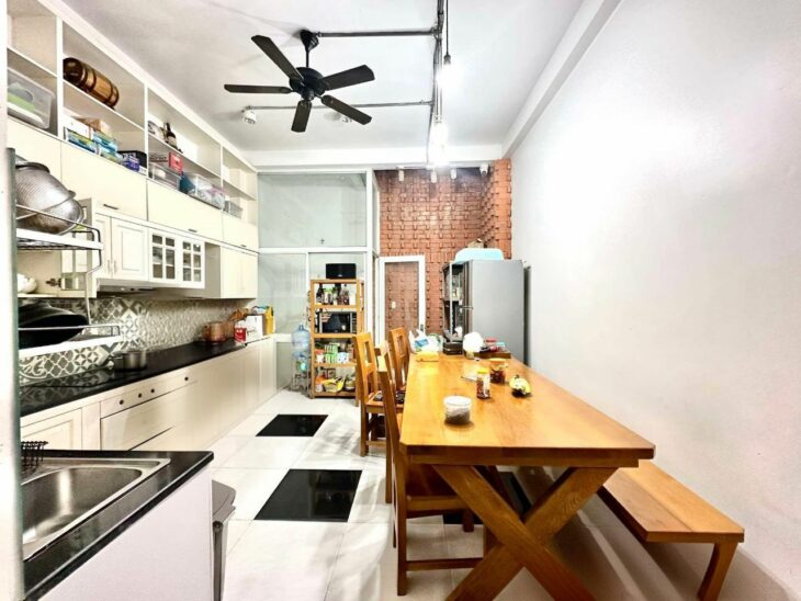 NGUYÊN HỒNG Q.GÒ VẤP – HẺM 4M – ( 4.3 x 17 ) 5 TẦNG – 74M² 9.8 TỶ