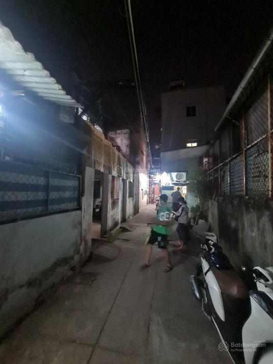 NHÀ CŨ TIỆN XÂY MỚI 105M2 NGANG LỚN 7M HẺM 4M BÌNH ĐÔNG QUẬN 8 CẦU CHÀ VÀ CHỈ 4,2 TỶ