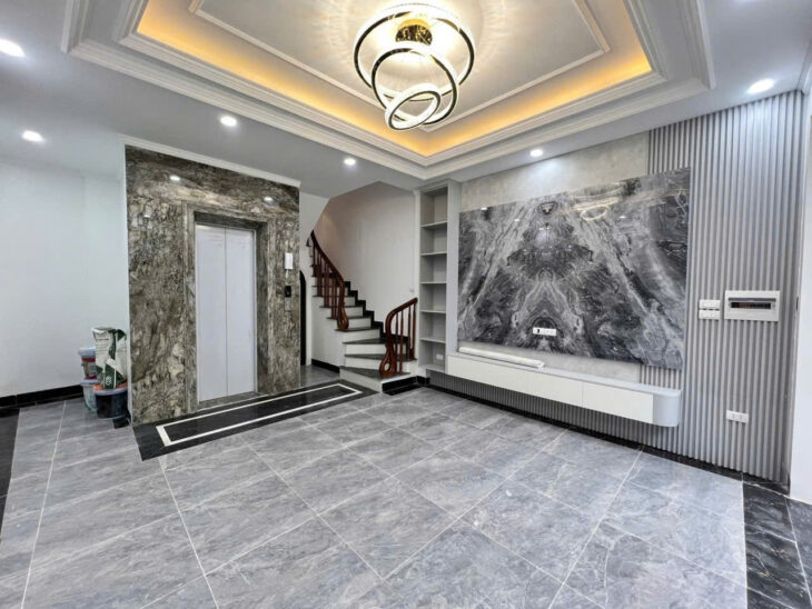 Bán nhà 6 tầng x thang máy đẹp tại Khương Đình – Thanh Xuân