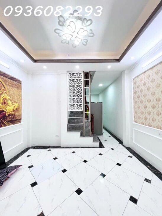 BÁN NHÀ TAM TRINH – Ô TÔ ĐỖ CỔNG – Ở NGAY – 5 TẦNG – 30/65M2- CHỈ 4.65 TỶ!