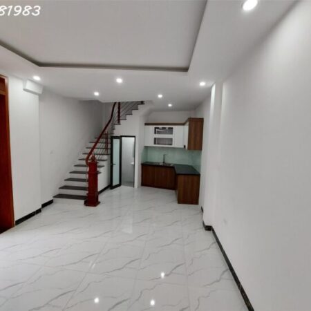 Nợ Bán gấp nhà Dân xây cạnh NhỔN, VF3 ĐỖ Cửa, ngõ thông, giá 4.35 tỷ