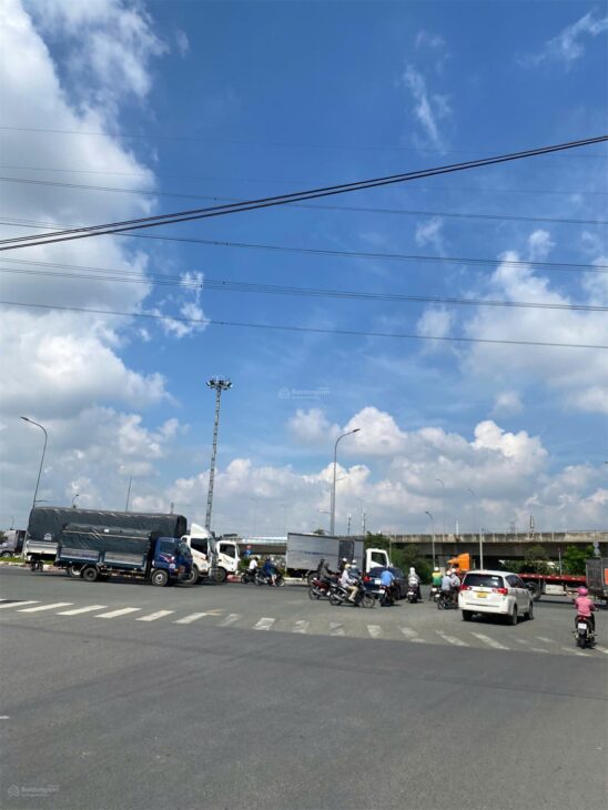 Nhà mặt tiền kinh doanh 100m2(5×20) 2 tầng, Đ. Nguyễn Duy Trinh, Phú Hữu, Q9, Chỉ 8.6 tỷ TL