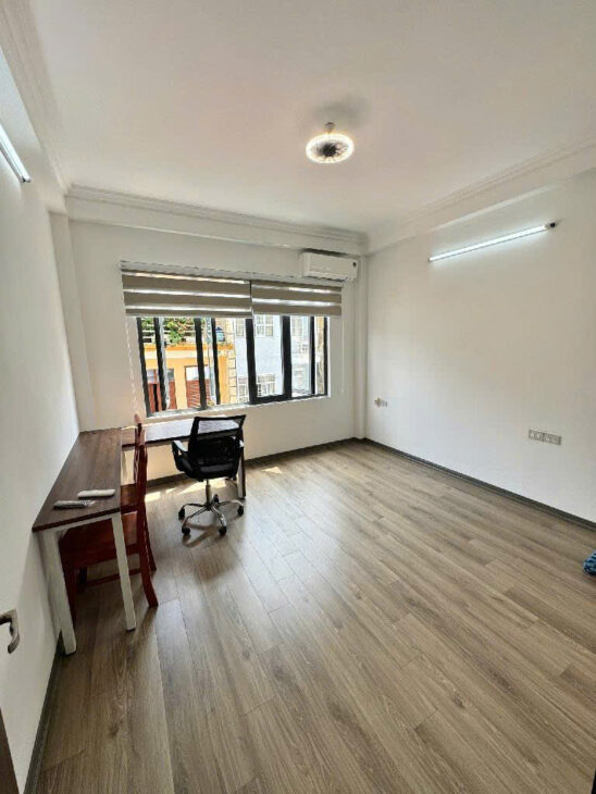 ????NHÀ DÂN XÂY (5,36 tỷ) – NGUYỄN VĂN CỪ KHU VỰC HOT – Ô TÔ QUA