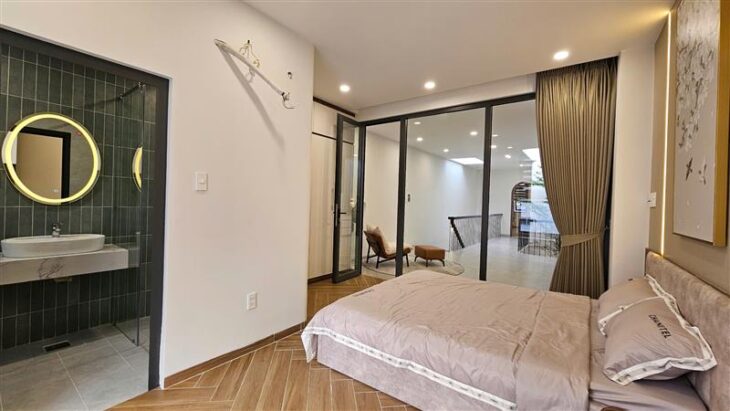 Nhà mới keng 2 Tầng 132M2, Full nội thất, Huỳnh Tấn Phát. Chỉ 6.6Tỷ,