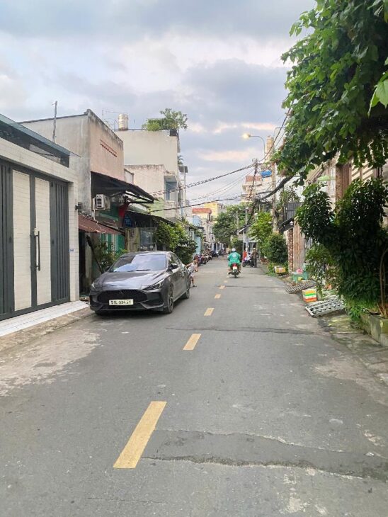 BÁN NHÀ KHU TÊN LỬA – AEON BÌNH TÂN – 5 X 18M – 4 TẦNG – ĐƯỜNG 8M – HƠN 7 TỈ TL