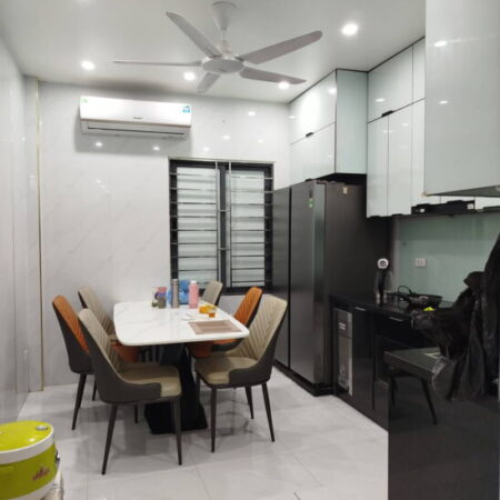 Bán nhà ngõ ô tô, DT 45m2 , 4tầng, MT 3,7m, Ngõ ô tô kinh doanh, Khương Trung, Thanh Xuân. 10,35 tỷ.