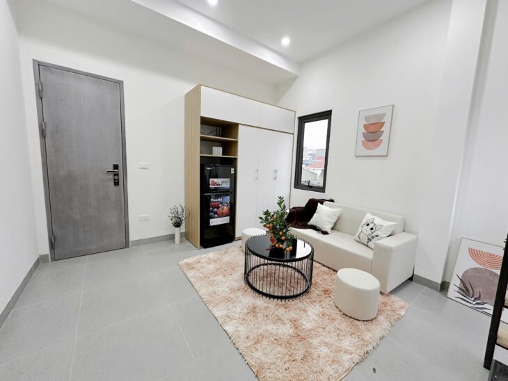 Bán nhà Đào Tấn, lô góc ngõ thông 44 m2, MT 4 m, 7 tầng, giá chỉ 14.5 tỷ
