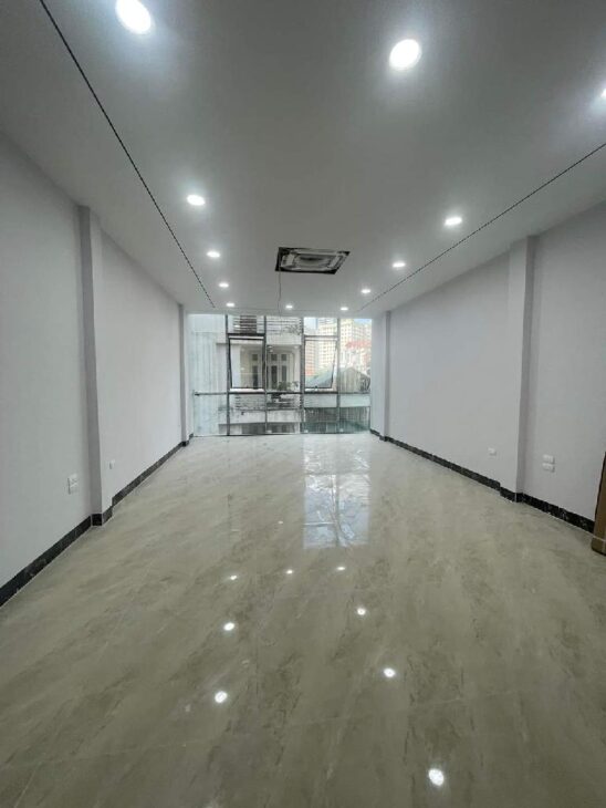 Phố Nguyễn Thị Định – tòa nhà VP – ô tô tránh – 6 tầng TM – MT 5m – 32 tỷ