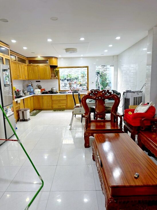 Mặt tiền đường số 105 Trịnh Quang Nghị 5×24 chỉ 11 tỷ