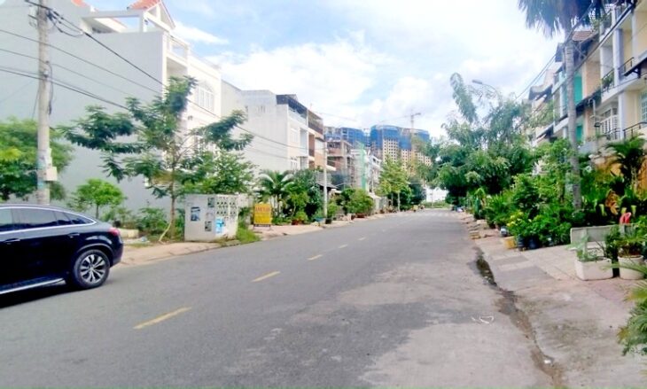 Mặt tiền đường số 105 Trịnh Quang Nghị 5×24 chỉ 11 tỷ