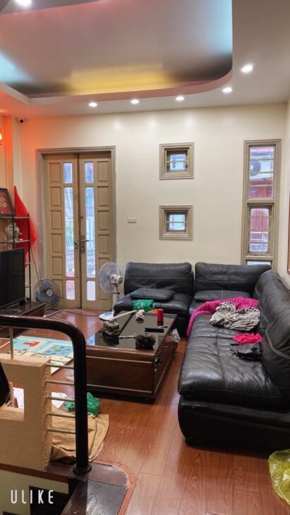 Bán nhà Kim Mã 39M, ô tô đỗ cửa, cách phố 30m, 5 tầng 5 ngủ, chỉ hơn 7 tỷ!