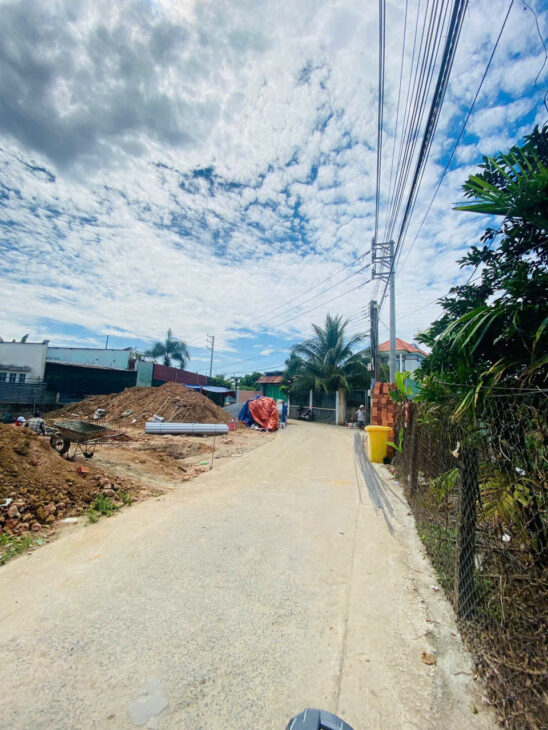 NHÀ MỚI XÂY DỰNG – SẠCH ĐẸP GẦN KDL BỬU LONG- BIÊN HOÀ