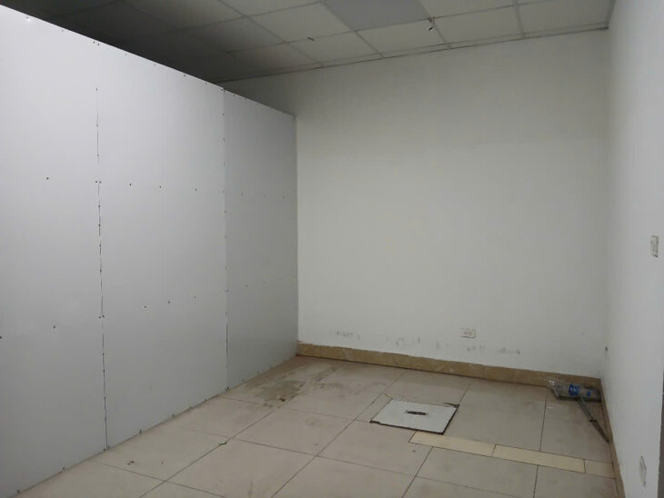 CC CHO THUÊ MẶT BẰNG TẦNG 1 LÀM KHO TẠI TÒA NHÀ MẶT PHỐ VŨ TÔNG PHAN – TX, DT 12M2, GIÁ 2.5 TR