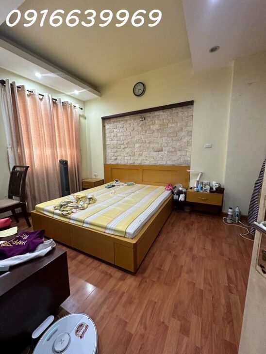 Nhà cán bộ, khu VIP Đội Cấn, 38m², lô góc thoáng sáng, giá hơn 8 tỷ !