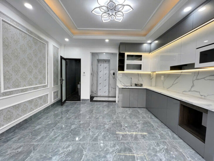 Bán nhà 6 tầng x thang máy đẹp tại Khương Đình – Thanh Xuân