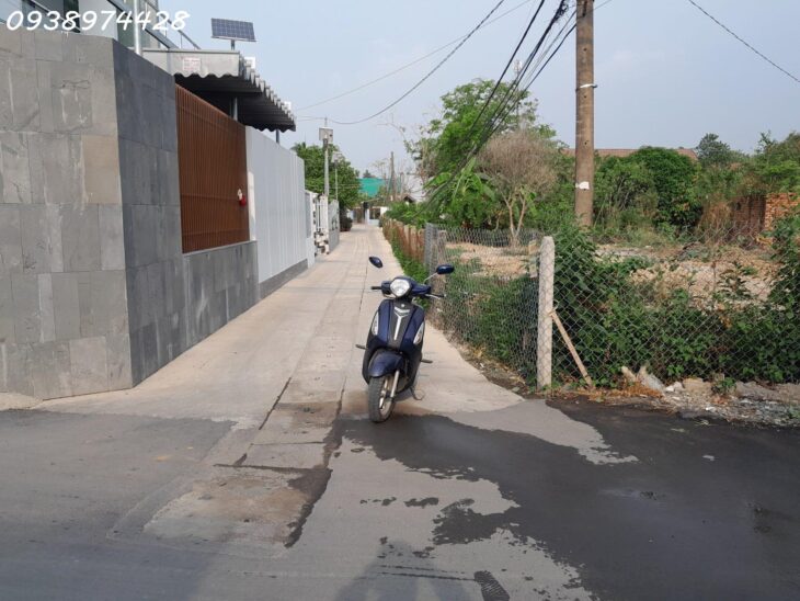 Bán đất xây biệt thự 300m tại phường Hiệp Hòa . Tp Biên Hòa . Đồng Nai . có sẵn nhà cấp 4 .