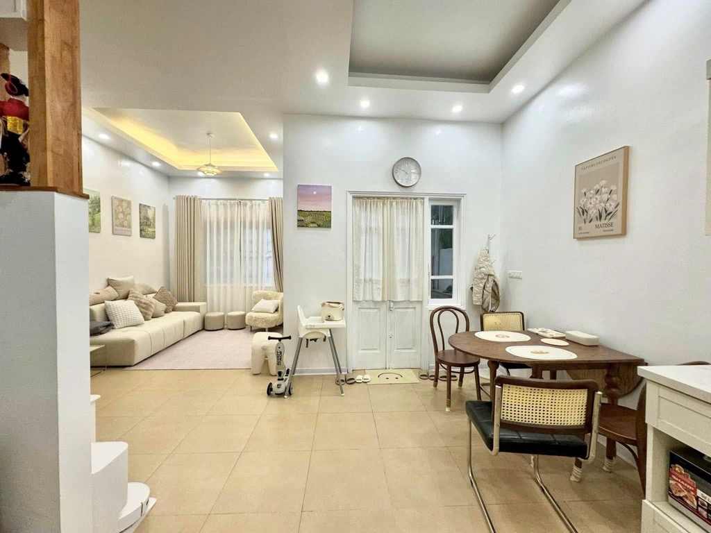 ???? Biệt thự Hàn Quốc Quận Từ Liêm – Mặt ngõ ô tô, MT 5.7m, kinh doanh sầm uất, giá chỉ 8 tỷ! ????