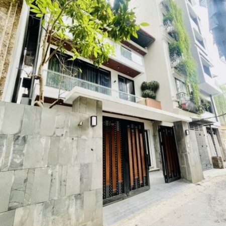 Đội Cấn Ba Đình – lô góc – ngõ thông – ô tô vào nhà – 110m nhỉnh 24 tỷ
