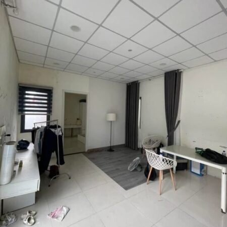 # Nhà Kiệt 3.5m thẳng 20m ra MT Lý Thường Kiệt, 62m2, kinh doanh, 3.55 tỷ # Nhà Kiệt 3.5m thẳng 20m ra MT Lý Thường Kiệt, 62m2, kinh doanh, 3.55 tỷ