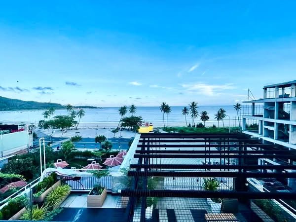 Villa đẹp 4 tầng ,view biển _ Sơn Trà -Giá chỉ 9,9 tỷ .