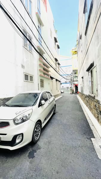 Nhà Hẻm Ôtô Đường Thích Quảng Đức Phường 5 Quận Phú Nhuận. Nhà Hẻm Ôtô Đường Thích Quảng Đức Phường 5 Quận Phú Nhuận.