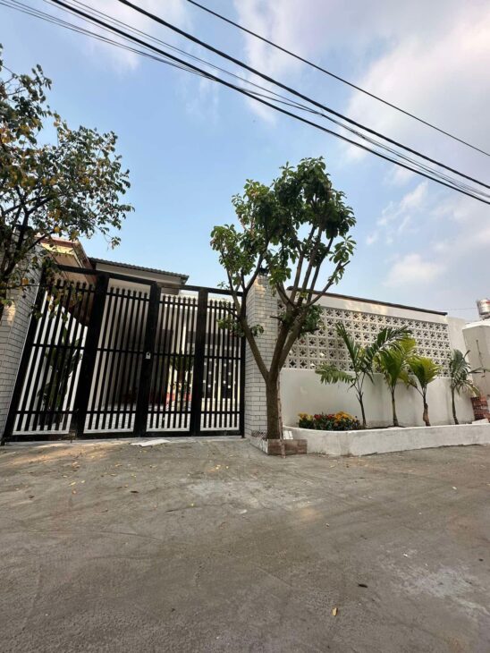 ????????BÁN NHÀ SÂN VƯỜN 210M² FULL THỔ CƯ – GIÁ CHỈ 6,5 TỶ