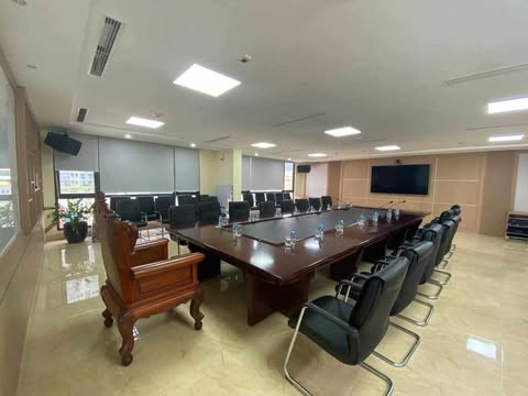 MẶT PHỐ HOÀNG QUỐC VIỆT – TOÀ BUILDING, 2 THOÁNG, THANG MÁY: 299M, 9T, MT: 8M MẶT PHỐ HOÀNG QUỐC VIỆT – TOÀ BUILDING, 2 THOÁNG, THANG MÁY: 299M, 9T, MT: 8M