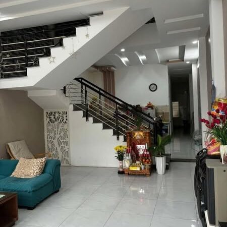 Bán nhà 2 tầng 100m2 đường 7,5m – Hòa Xuân – Giá chỉ 4,4 tỷ.