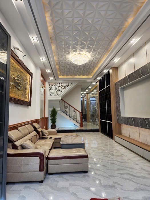 Nhà Ngay chợ Phước Long, 3 tầng, 50m2. Hẻm xe hơi, Phạm hữu lầu, Phú Mỹ quận 7- Giá 5 tỷ 7