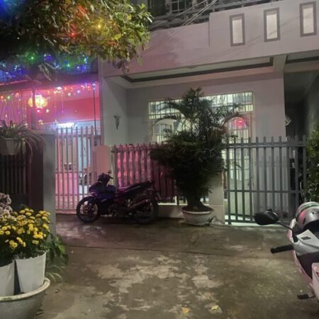 ► Nhà Kiệt 3m sát MT Nguyễn Phước Nguyên, 93m2, ngang 5.2, vuông, 2.85 tỷ