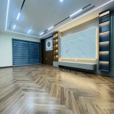 BÁN NHÀ BỒ ĐỀ 60M2* 6 TẦNG* 10.8 TỶ, THANG MÁY, Ô TÔ