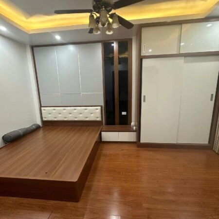 BÁN NHÀ HOÀNG NHƯ TIẾP 50M2* 5TẦNG* 9.2 TỶ, Ô TÔ, FULL NỘI THÁT