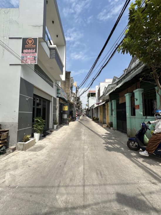 ????????CHỈ 5.4 TỶ SỞ HỮU NHÀ 3 TẦNG MỚI ĐẸP – DT(4×14) – NGUYỄN VĂN QUÁ – TÂN THỚI HIỆP 29 – Q12 –