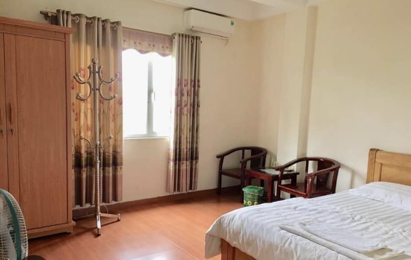 ????KHÁCH SẠN 45 PHÒNG – (8×50) – MẶT TIỀN QL22 – DÒNG TIÊN 200 TRIỆU/THÁNG 7%/NĂM – XUÂN THỚI