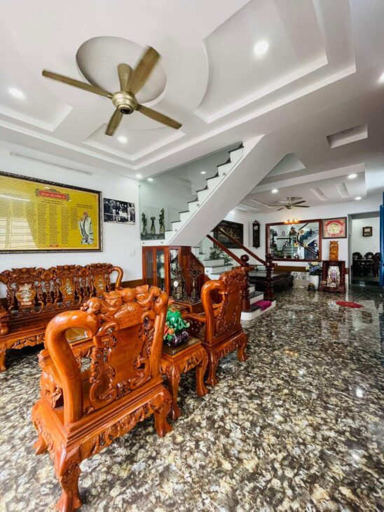 ????????BIỆT THỰ MINI MẶT TIỀN TÂN THỚI HIỆP – Q12 – DT( 8×24) – TƯƠNG LAI RA MẶT TIỀN ĐƯỜNG 32M SỔ