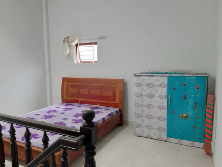 BÁN NHÀ GẦN CHỢ CHIỀU HẺM Ô TÔ ĐƯỜNG XÓM CHIẾU VĨNH NGỌC