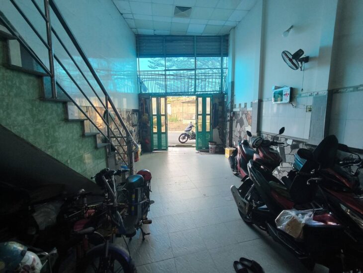 KHÔNG CÓ CĂN THỨ 2 – TRUNG MỸ TÂY Q12 – NHÀ 3 TẦNG – 105M2 THỔ CƯ – HẺM NHỰA XE TẢI NÉ – GẦN GIÁO