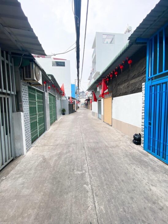 Nhà 4 tầng, hẻm xe hơi, thu nhập 300triệu/Năm, mặt tiền hẻm kinh doanh, 90m2, Chuyên Dùng Chính,